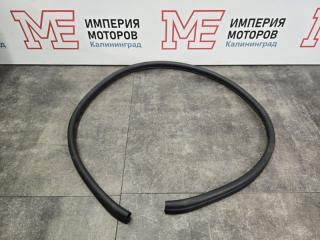 Запчасть уплотнительная резинка капота Mazda CX7 2008