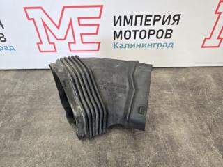 Запчасть патрубок воздушного фильтра Audi A6 2006