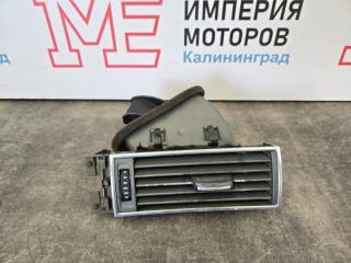 Запчасть дефлектор воздушный передний Audi A6 2006
