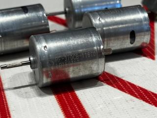 Моторчик привода заслонки печки Nissan Hyundai Kia Skoda VAG