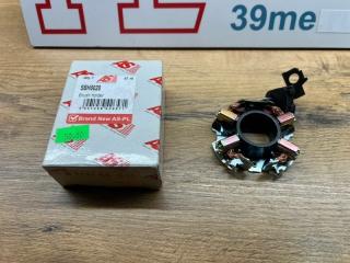 Фото запчасти щетки стартера Audi VW Toyota Ford Opel новая запчасть Запчасть щетки стартера Audi VW Toyota Ford Opel