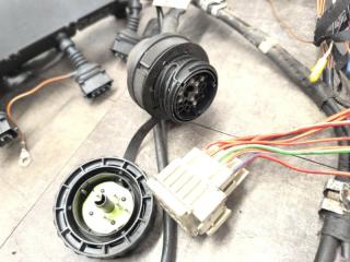 Проводка двигателя 7 1999 3.5 M62B35 358S2