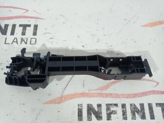 Кронштейн ручки двери левый Q50 V37