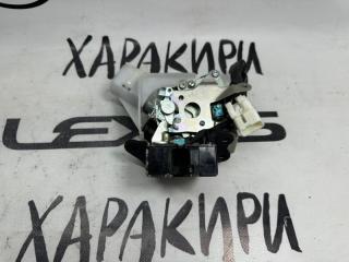 Замок крышки багажника задний Lexus RX3 RX270 RX350 RX450h 2009-2015