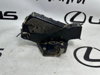 Замок крышки багажника задний Toyota RAV4 2005-2012