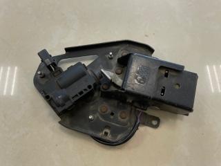 Запчасть замок стекла багажника Chevrolet Tahoe 2008