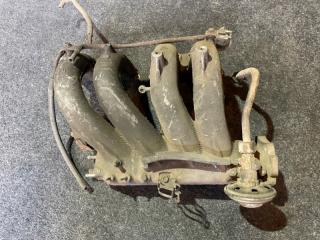 Запчасть коллектор впускной Toyota Carina E 1994