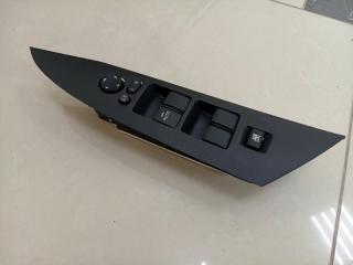 Блок управления стеклоподъемниками Mazda Mazda3 2011