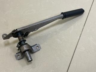 Фото запчасти рукоять стояночного тормоза Chevrolet Lacetti 2009 Б/У запчасть Запчасть рукоять стояночного тормоза Chevrolet Lacetti 2009