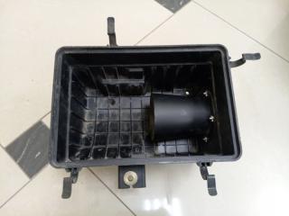 Фото запчасти корпус воздушного фильтра SsangYong Korando 2004 Б/У запчасть Запчасть корпус воздушного фильтра SsangYong Korando 2004