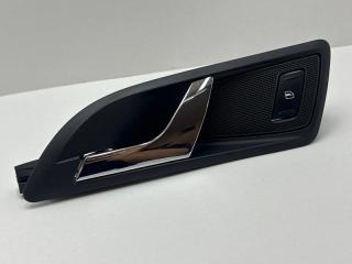 Запчасть ручка внутренняя левая Skoda Octavia 2011