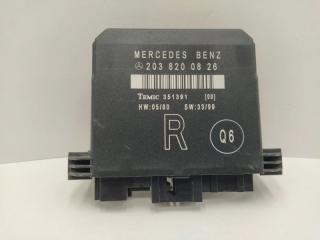 Запчасть блок комфорта задний правый Mercedes-Benz C-Class 2000