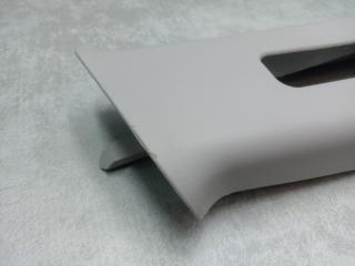 Обшивка центральной стойки правая Mazda3 2008 BK Z6