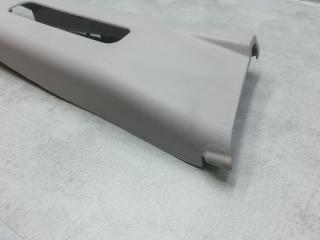 Обшивка центральной стойки правая Mazda3 2008 BK Z6