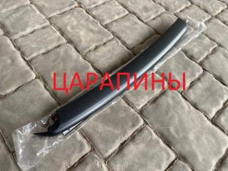 Запчасть молдинг бампера передний правый Mitsubishi Lancer