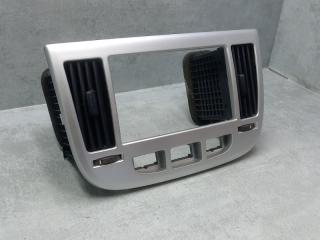 Фото запчасти консоль центральная ТагАЗ Вега 2011 Б/У запчасть Запчасть консоль центральная ТагАЗ Вега 2011