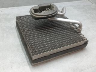 Фото запчасти испаритель кондиционера Skoda Octavia 2011 Б/У запчасть Запчасть испаритель кондиционера Skoda Octavia 2011