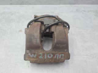 Запчасть суппорт тормозной передний правый Mercedes-Benz E-Class 1994