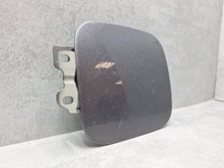 Запчасть лючок топливного бака Mitsubishi Carisma 1998