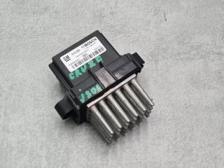 Запчасть резистор печки Chevrolet Cruze 2010