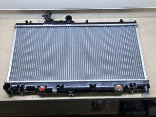 Запчасть радиатор охлаждения двигателя Subaru Legacy