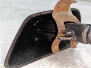 Форсунка омывателя фар передняя правая Freelander 2007 L359 224DT