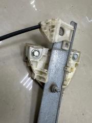 Стеклоподъемник передний правый Mazda3 2008 BK Z6