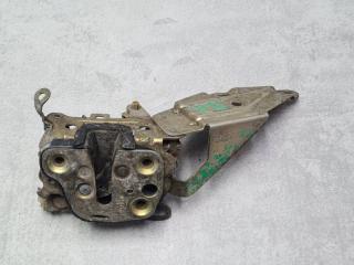 Запчасть замок двери передний левый Opel Omega 1990