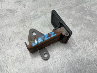 Запчасть ручка открывания капота Honda Jazz 2002