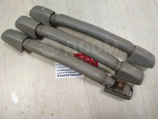 Запчасть ручка потолочная Lexus GS300 1998-2004
