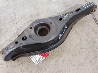 Запчасть рычаг поперечный задний правый Mazda 3 2013-2016