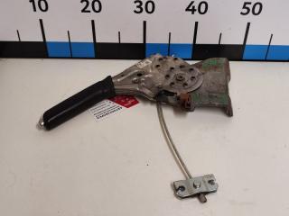 Запчасть рычаг стояночного тормоза Mazda 3 2013-2016