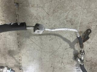 Трубка кондиционера Prius 1997-2003 NHW11 Трубка кондиционера Prius 1997-2003 NHW11