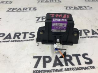 Датчик airbag MAZDA PREMACY CPEW X2T28471 2 ракурс