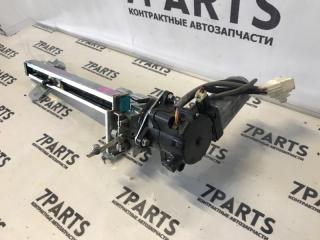 Доводчик двери пятой SUBARU FORESTER SJ5 830100-1090 2 ракурс