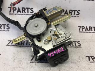 Замок 5-й двери HONDA STEPWGN RF8 3 ракурс