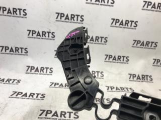 Крепление бампера правое заднее TOYOTA MARK X GRX130 52575-22120 3 ракурс