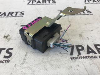Блок управления TOYOTA AVENSIS AZT250 89960-05020 1 ракурс Блок управления TOYOTA AVENSIS AZT250 89960-05020 1 ракурс