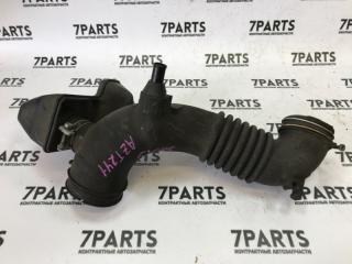 Патрубок воздушн.фильтра TOYOTA CALDINA AZT241 1AZFSE 17881-28060 2 ракурс Патрубок воздушн.фильтра TOYOTA CALDINA AZT241 1AZFSE 17881-28060 2 ракурс