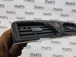 Регулятор направления воздушного потока NISSAN SERENA C26 687501VA0A 3 ракурс