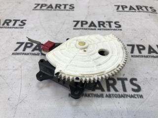 Сервопривод заслонок печки TOYOTA BLADE AZE156 063800-0171 2 ракурс