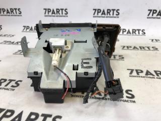 Пепельница NISSAN CEFIRO A33 688002Y000 5 ракурс
