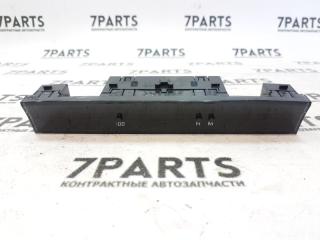 Часы TOYOTA CAMRY AVV50 83910-33220 1 ракурс