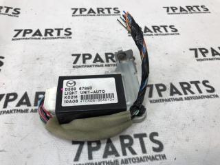 Блок управления MAZDA VERISA DC5W D68967890 2 ракурс Блок управления MAZDA VERISA DC5W D68967890 2 ракурс