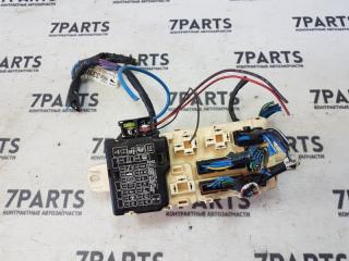 Блок предохранителей  MITSUBISHI DIAMANTE F34A 6A13 ,48433L04 1 ракурс