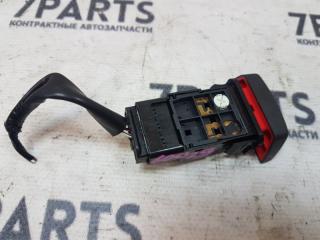 Кнопка аварийной сигнализации TOYOTA BB QNC21 3 ракурс