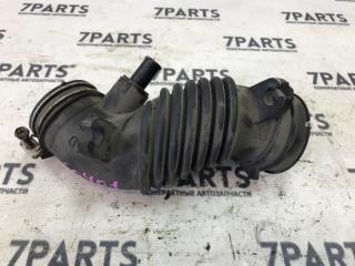 Патрубок воздушн.фильтра TOYOTA AURIS NZE151 1NZ 17880-21100,17881-21110 2 ракурс Патрубок воздушн.фильтра TOYOTA AURIS NZE151 1NZ 17880-21100,17881-21110 2 ракурс