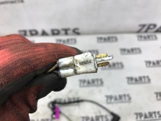 Датчик abs правый передний TOYOTA AVENSIS AZT250 3 ракурс