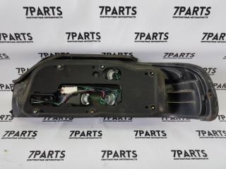 Стоп левый задний MITSUBISHI DEBONAIR S26A 6G74 043-1686 4 ракурс
