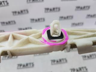 Крепление бампера левое заднее TOYOTA CROWN MAJESTA UZS186 3UZFE 52158-30070 3 ракурс